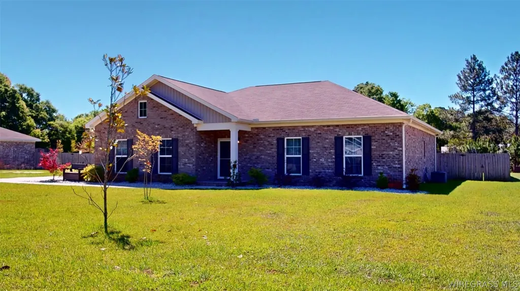 105 Magnolia Lane Newton AL 36352