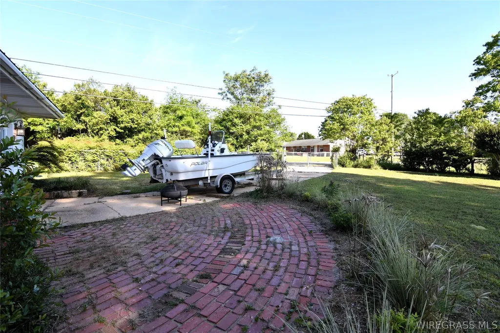 301 Camellia Drive Enterprise AL 36330
