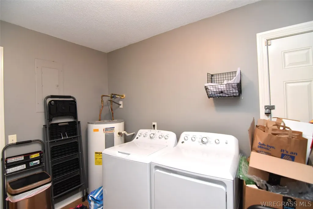 2541 E Highway 27 Ozark AL 36360