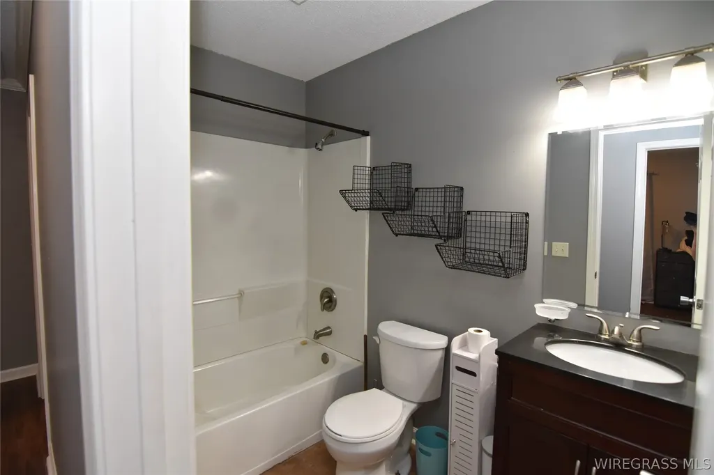 2541 E Highway 27 Ozark AL 36360