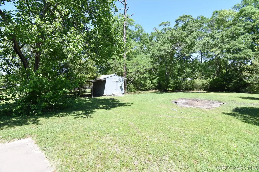 2541 E Highway 27 Ozark AL 36360