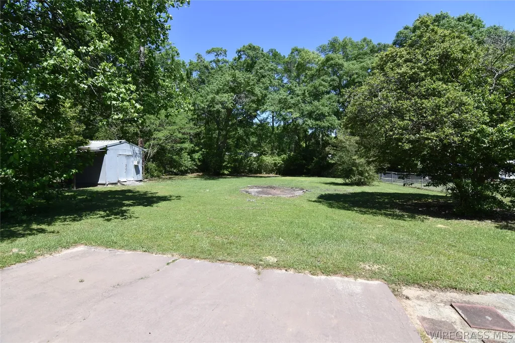 2541 E Highway 27 Ozark AL 36360