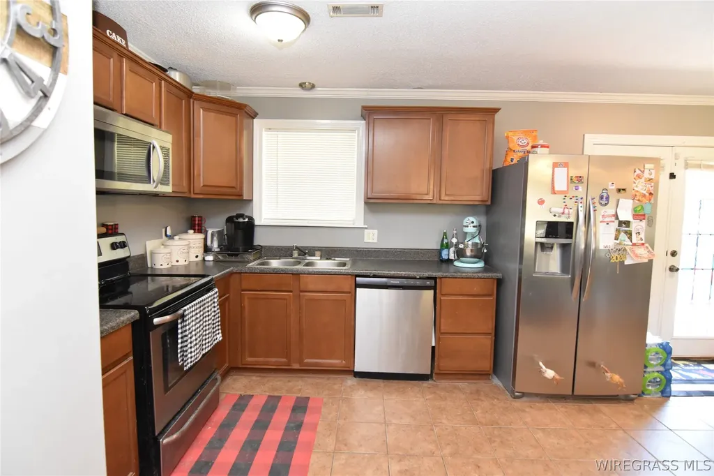 2541 E Highway 27 Ozark AL 36360