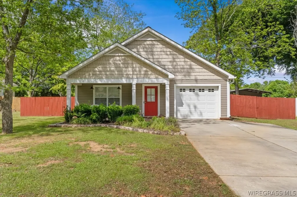 178 Dale Avenue Enterprise AL 36330