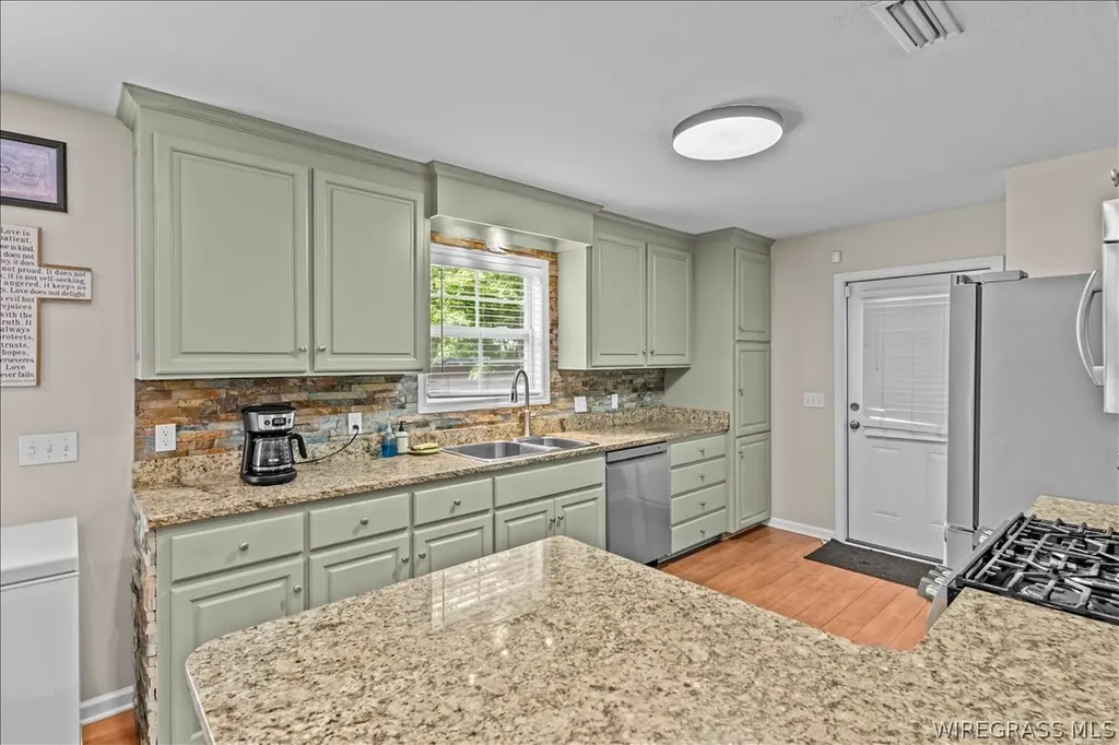 178 Dale Avenue Enterprise AL 36330