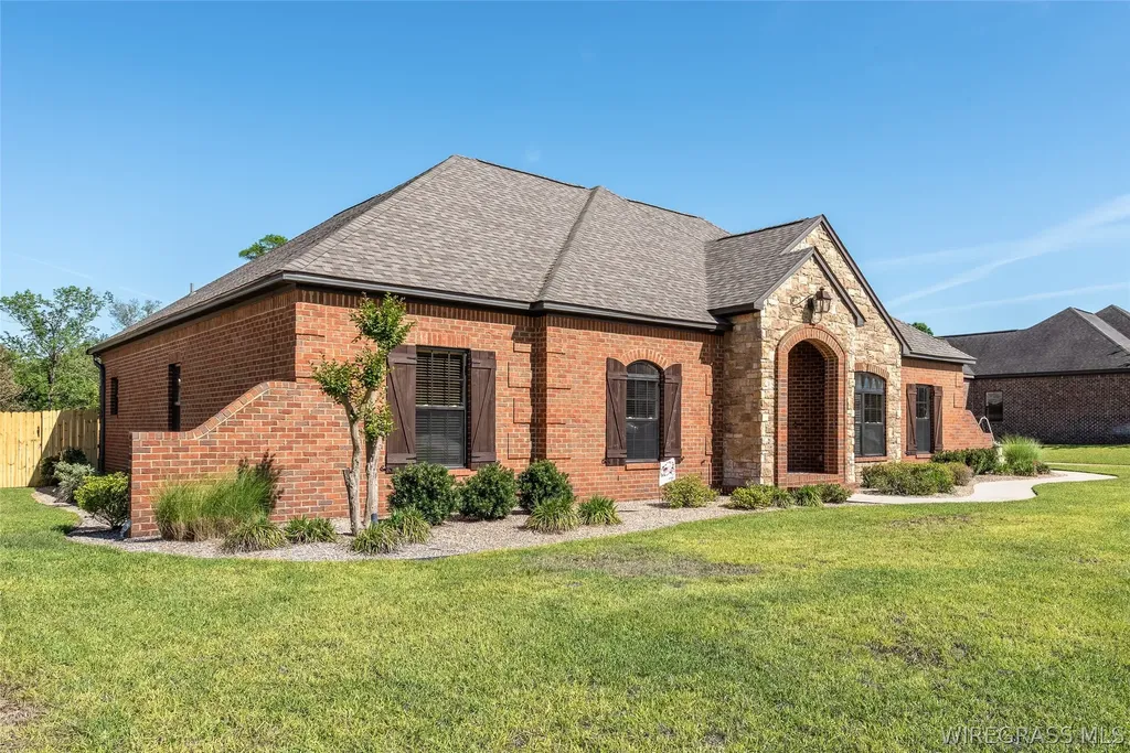 118 Hayley Drive Enterprise AL 36330