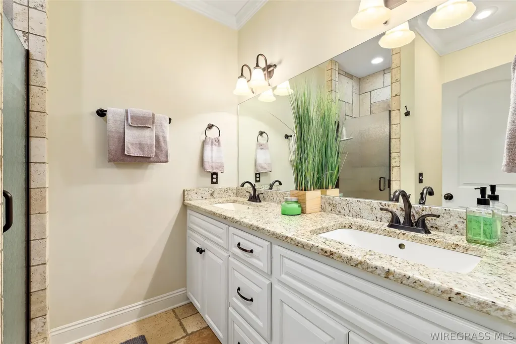 118 Hayley Drive Enterprise AL 36330