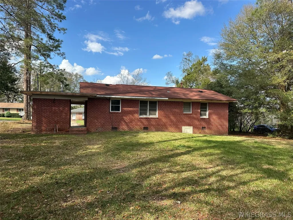 304 Pinehurst Drive Enterprise AL 36330