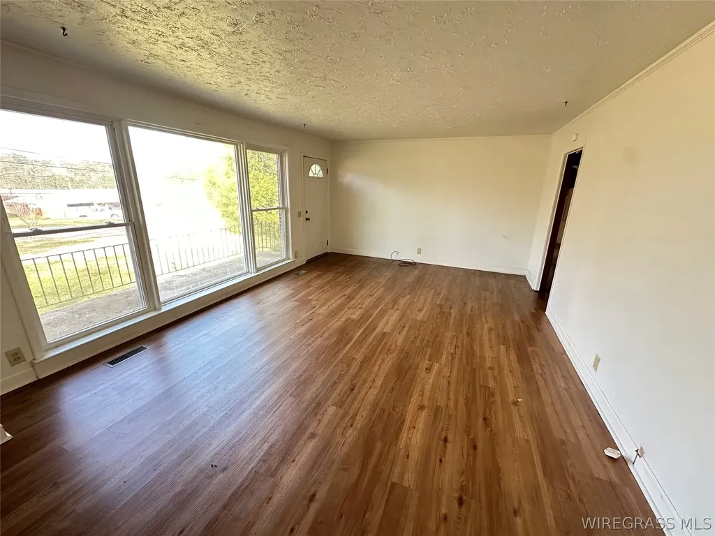 304 Pinehurst Drive Enterprise AL 36330