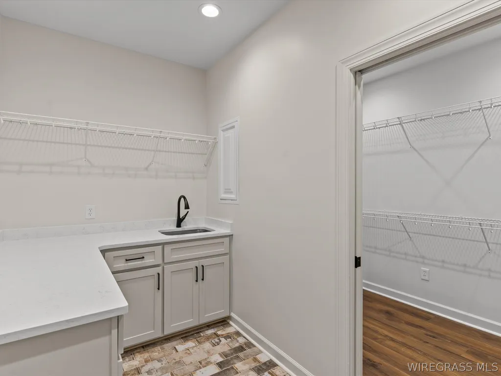 325 Lakes Drive Enterprise AL 36330