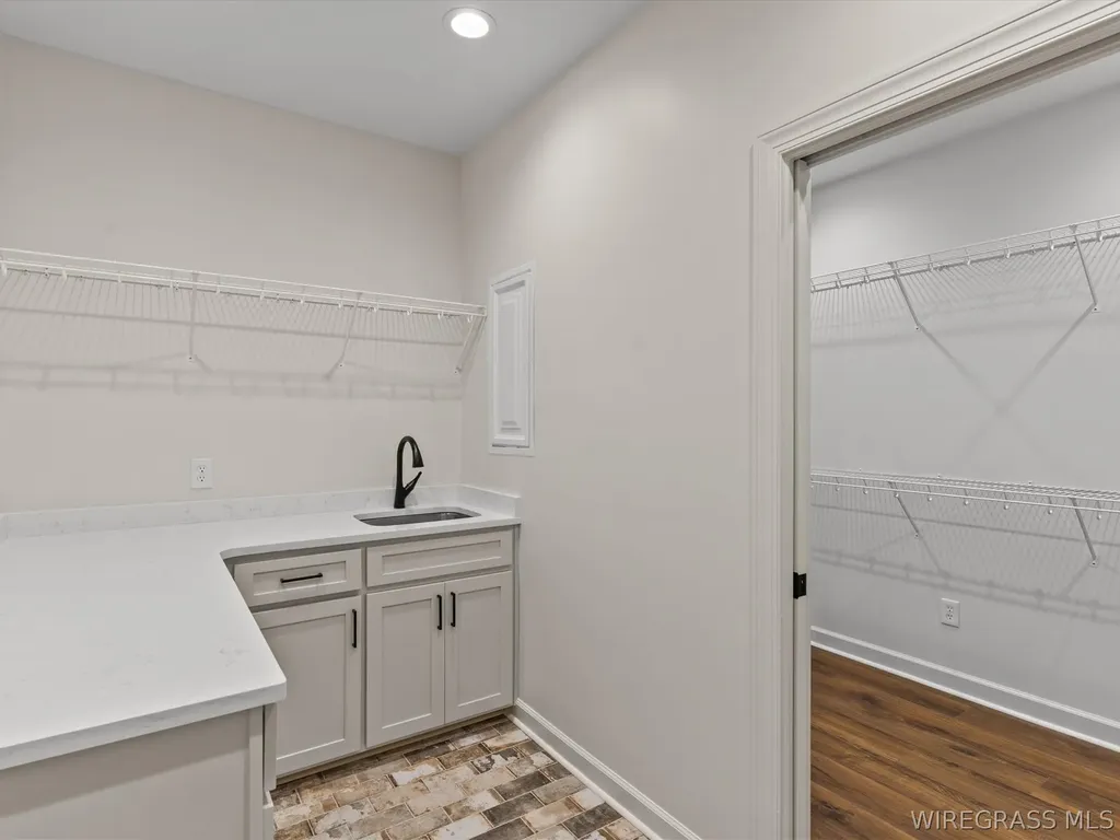 325 Lakes Drive Enterprise AL 36330