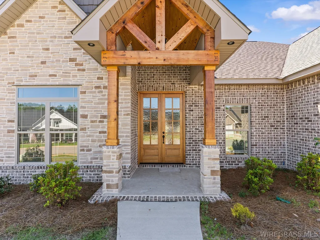 325 Lakes Drive Enterprise AL 36330