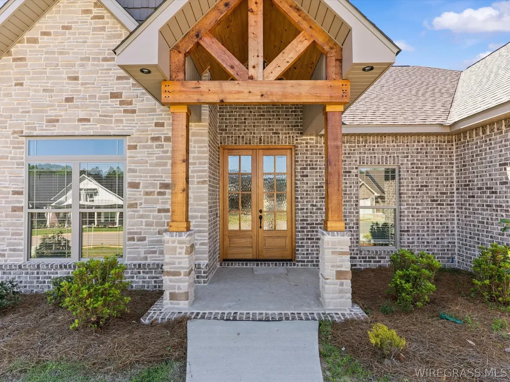 325 Lakes Drive Enterprise AL 36330