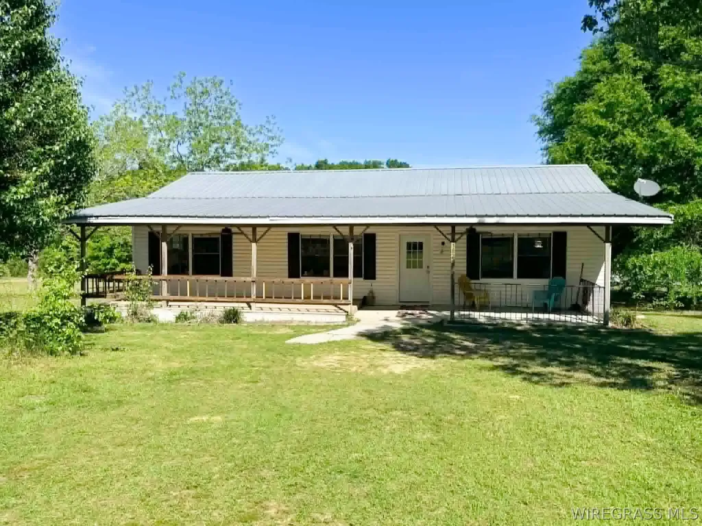4382 S County Road 20 Ozark AL 36360