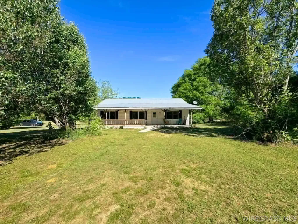 4382 S County Road 20 Ozark AL 36360