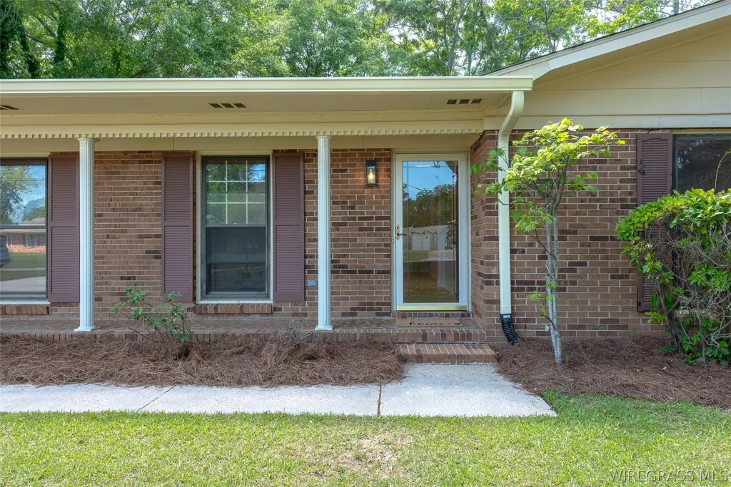 104 Olive Springs Drive Enterprise AL 36330