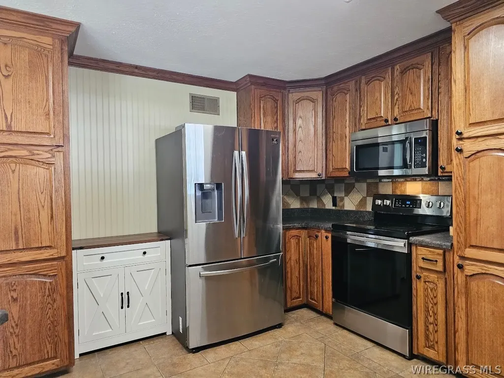1213 Skipperville Road Ozark AL 36360