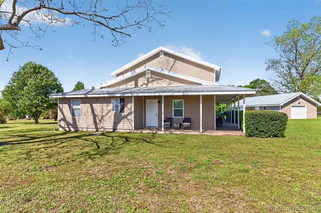 1247 County Road 2250 Goshen AL 36035