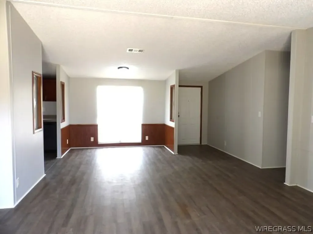 236 Bartlett Loop Headland AL 36345