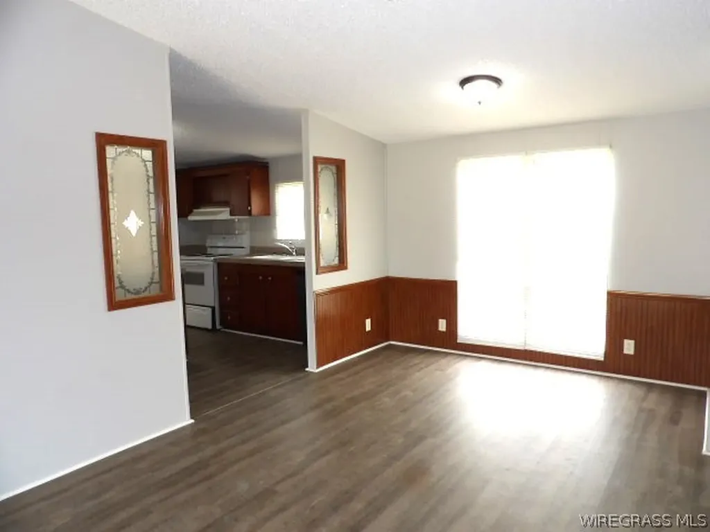 236 Bartlett Loop Headland AL 36345