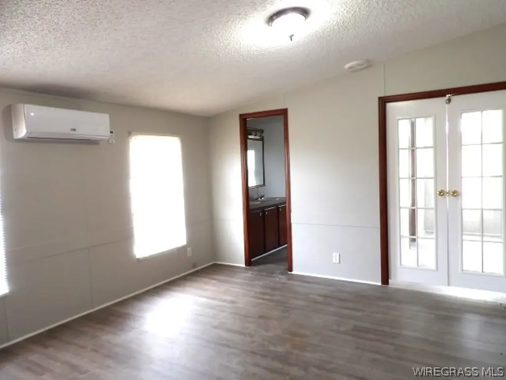 236 Bartlett Loop Headland AL 36345