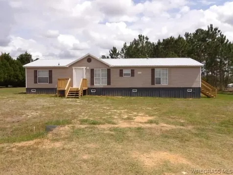 236 Bartlett Loop Headland AL 36345