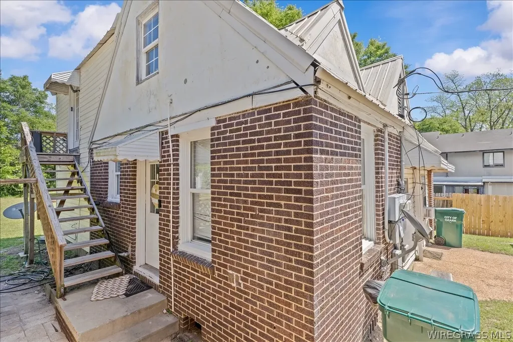 445 E Eufaula Street Ozark AL 36360
