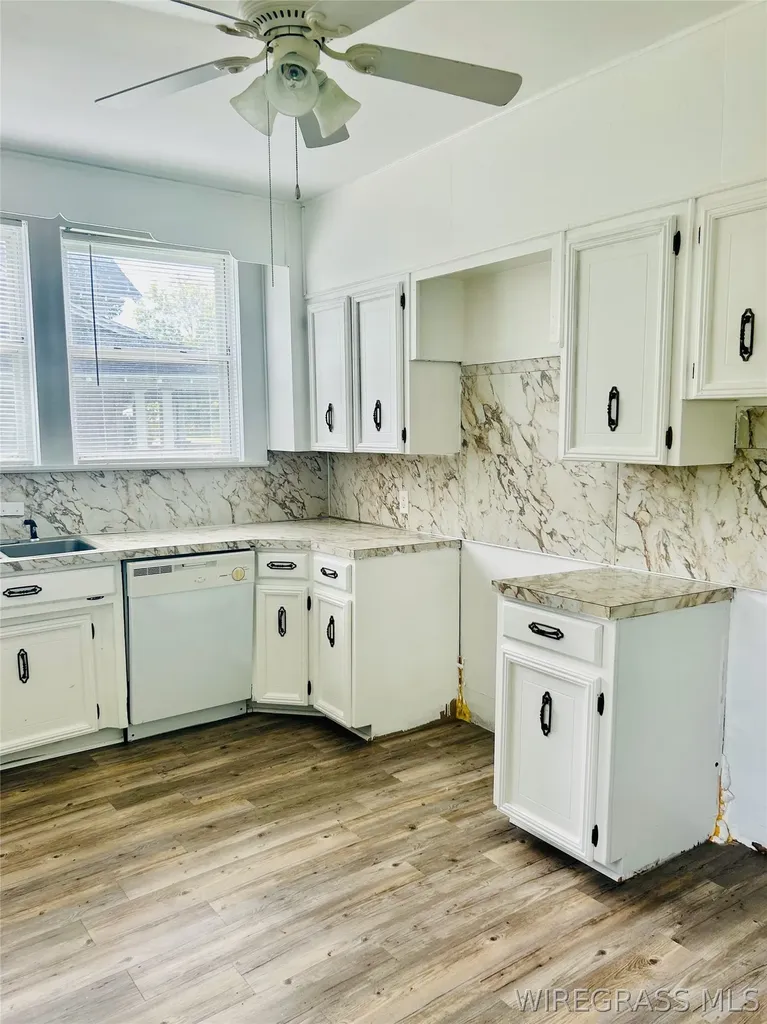 403 W Main Street Samson AL 36477
