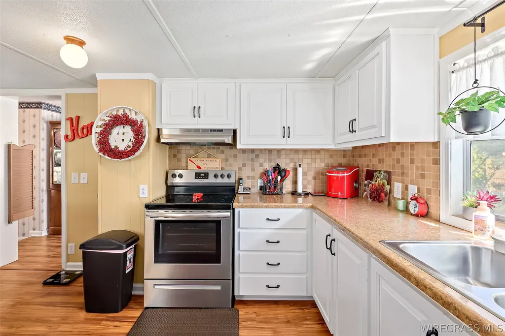 1837 W Cook Road Dothan AL 36301