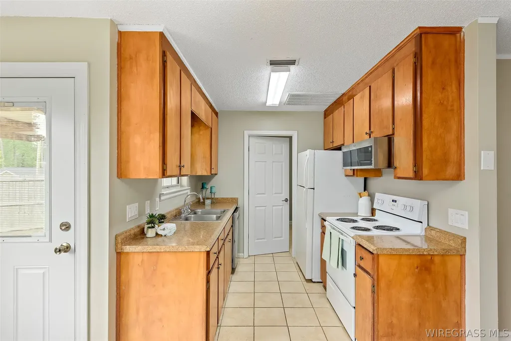 196 Beauville Drive Kinsey AL 36303