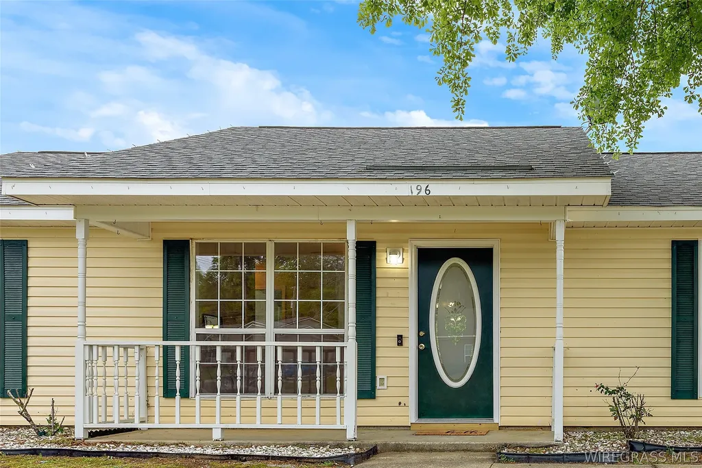 196 Beauville Drive Kinsey AL 36303