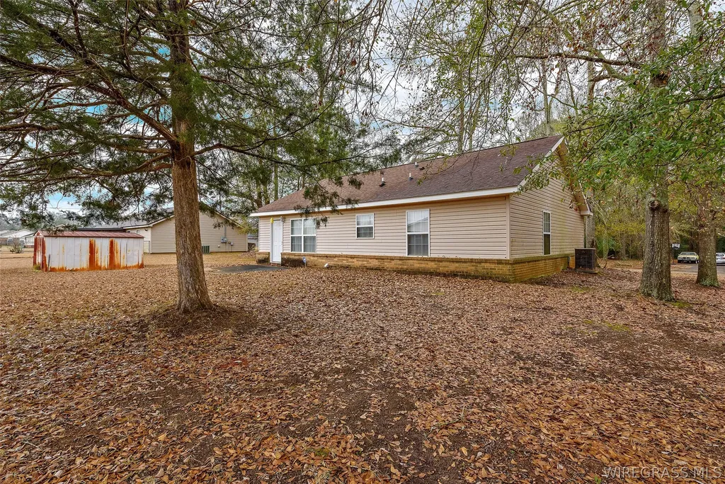 174 Joe Walding Drive Midland City AL 36350