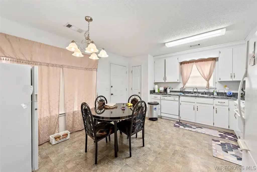 174 Joe Walding Drive Midland City AL 36350