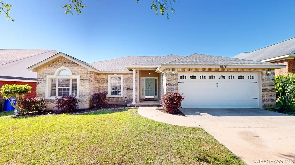 516 Sprucepine Road Dothan AL 36301