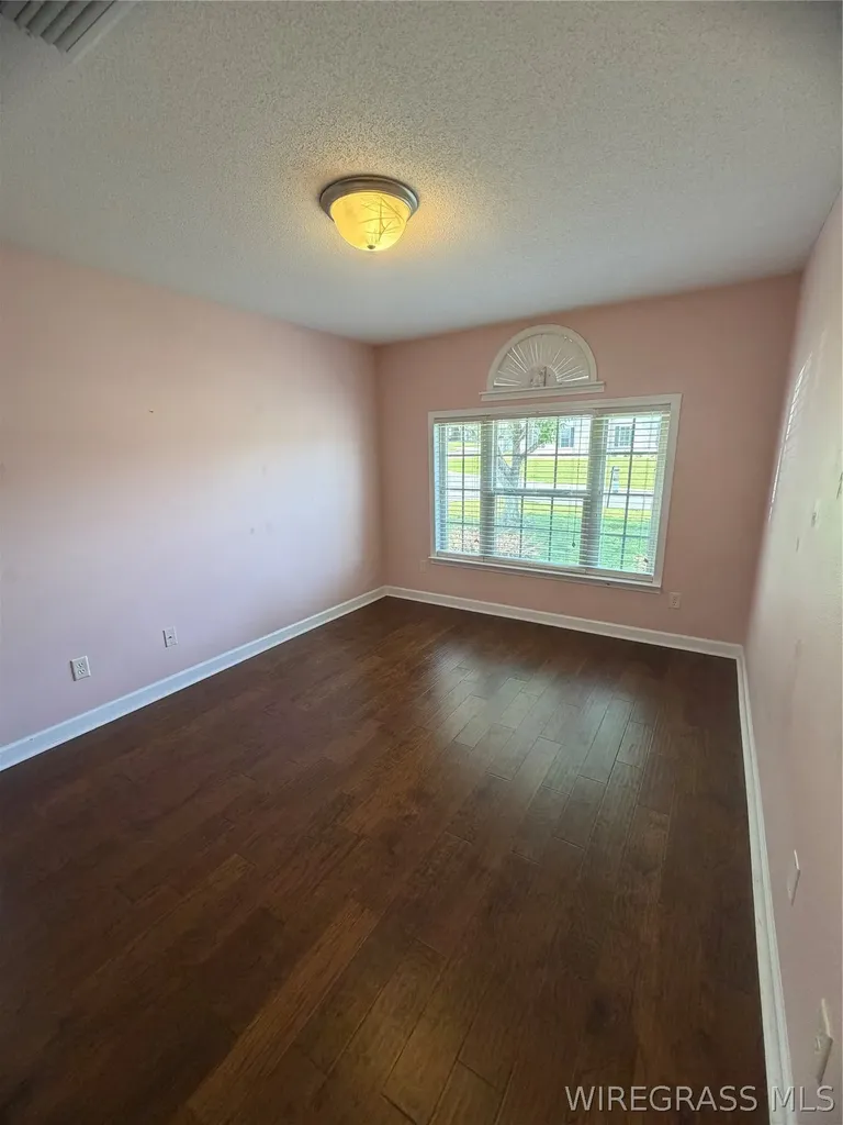 516 Sprucepine Road Dothan AL 36301