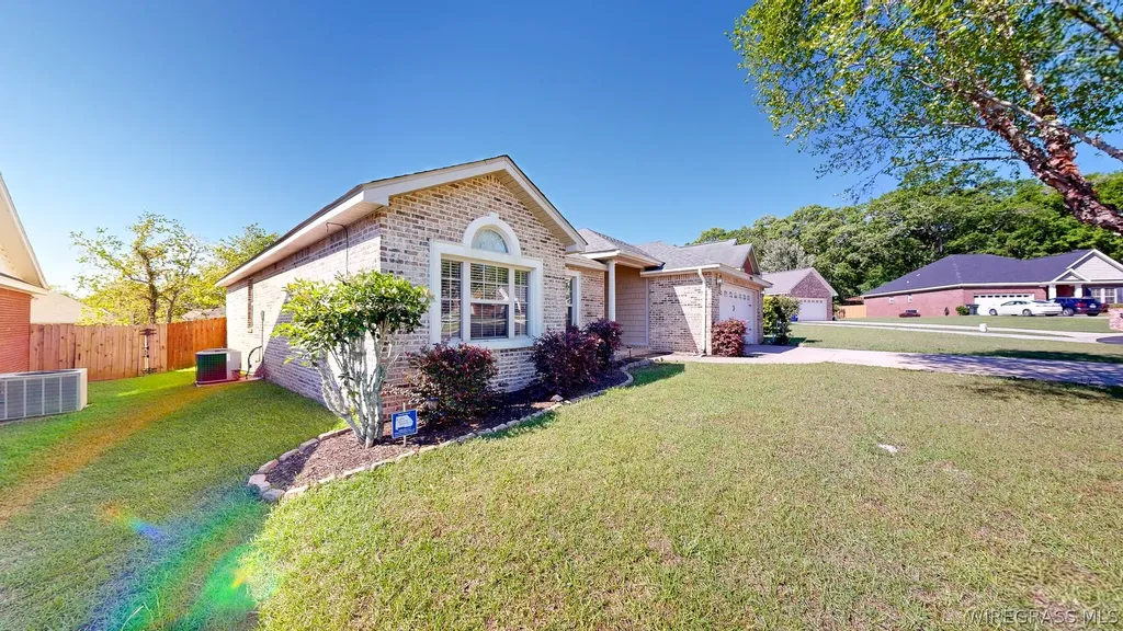 516 Sprucepine Road Dothan AL 36301