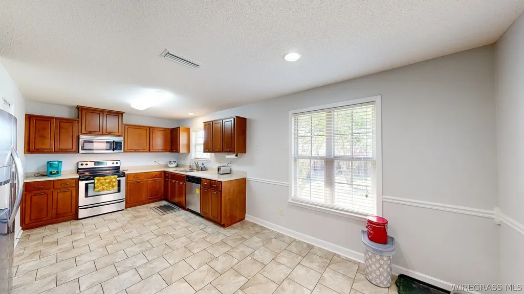 516 Sprucepine Road Dothan AL 36301