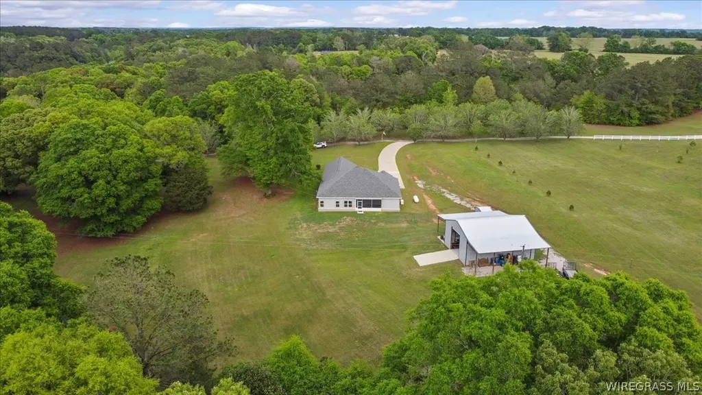 1207 County Road 1 Daleville AL 36322