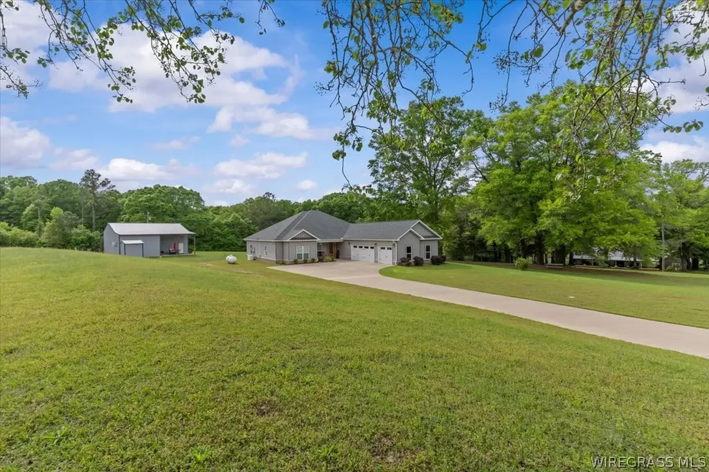 1207 County Road 1 Daleville AL 36322