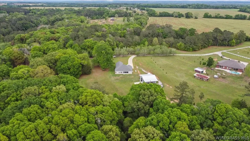 1207 County Road 1 Daleville AL 36322