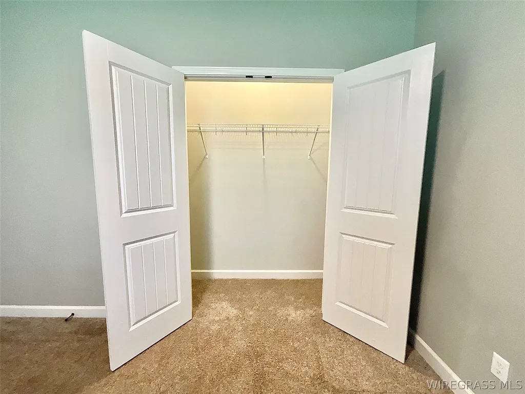652 Doyle Road Dothan AL 36305
