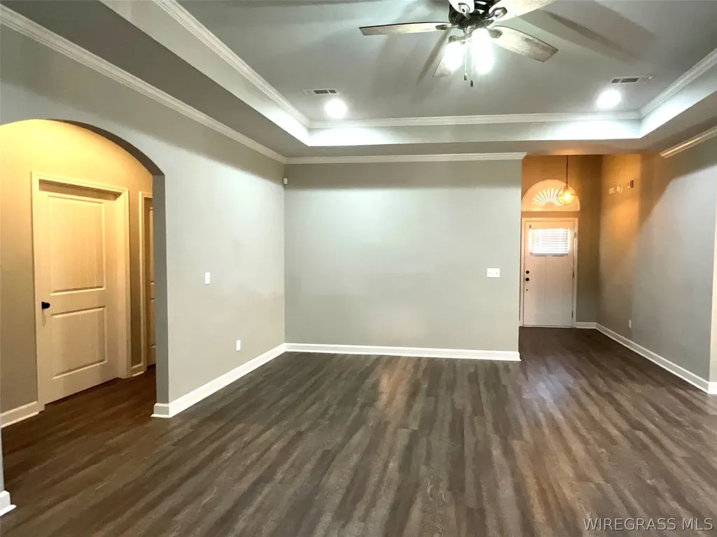 652 Doyle Road Dothan AL 36305