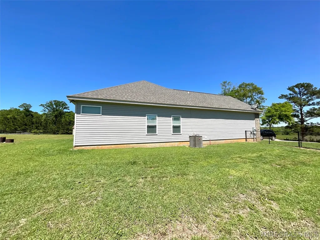652 Doyle Road Dothan AL 36305