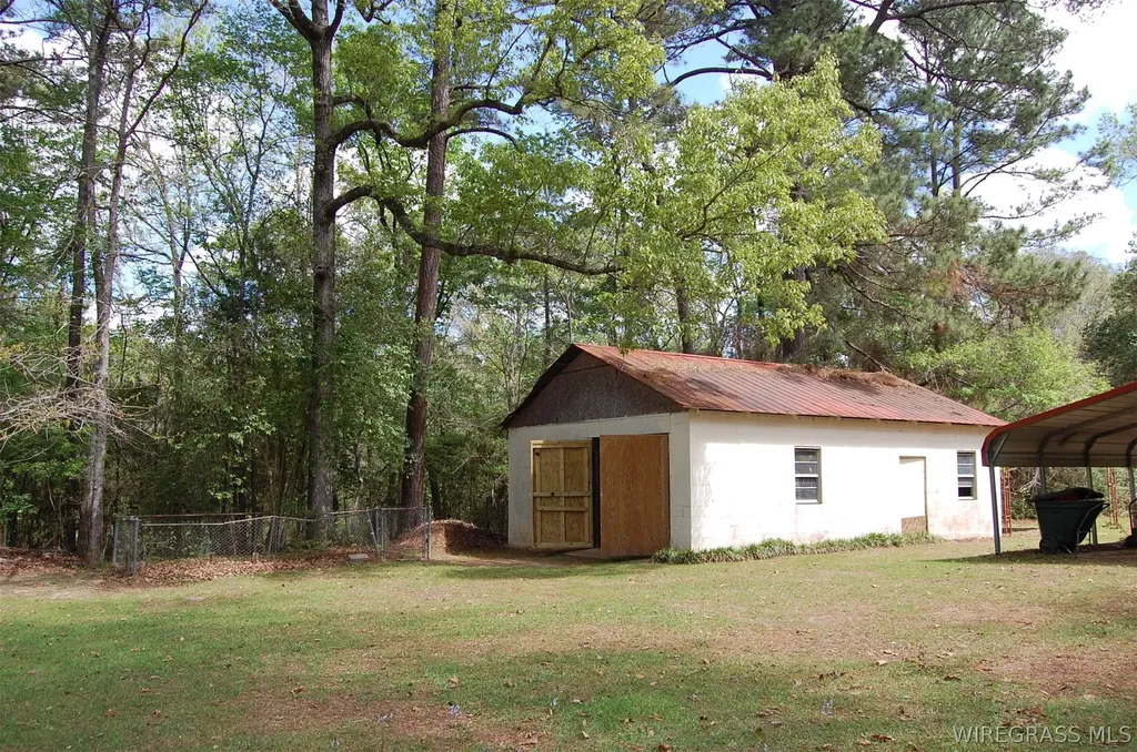 16367 Bernard Stewart Road Andalusia AL 36421