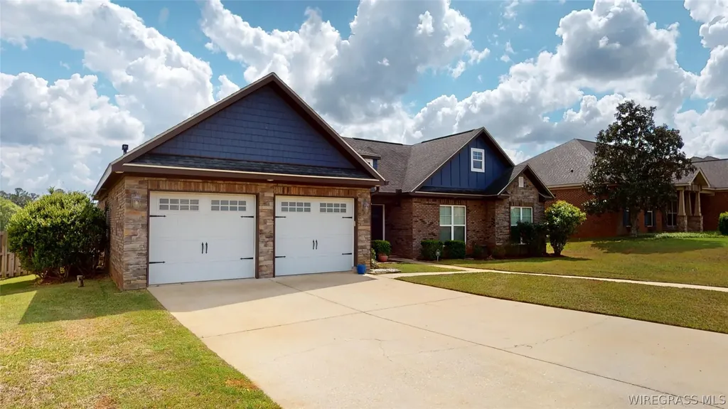 216 Squirrel Hollow Enterprise AL 36330