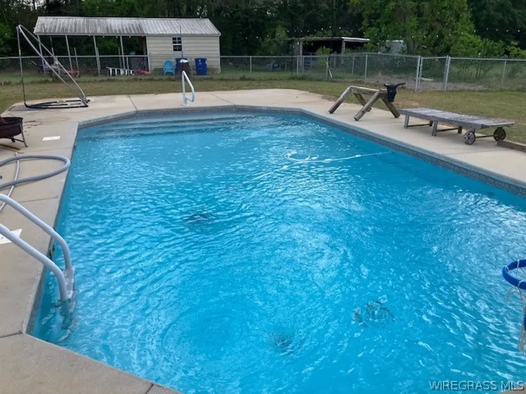 30579 Straughn School Road Andalusia AL 36421
