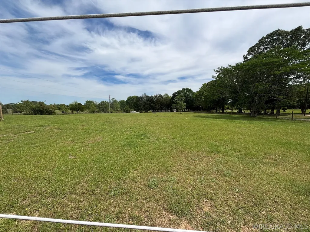 30579 Straughn School Road Andalusia AL 36421