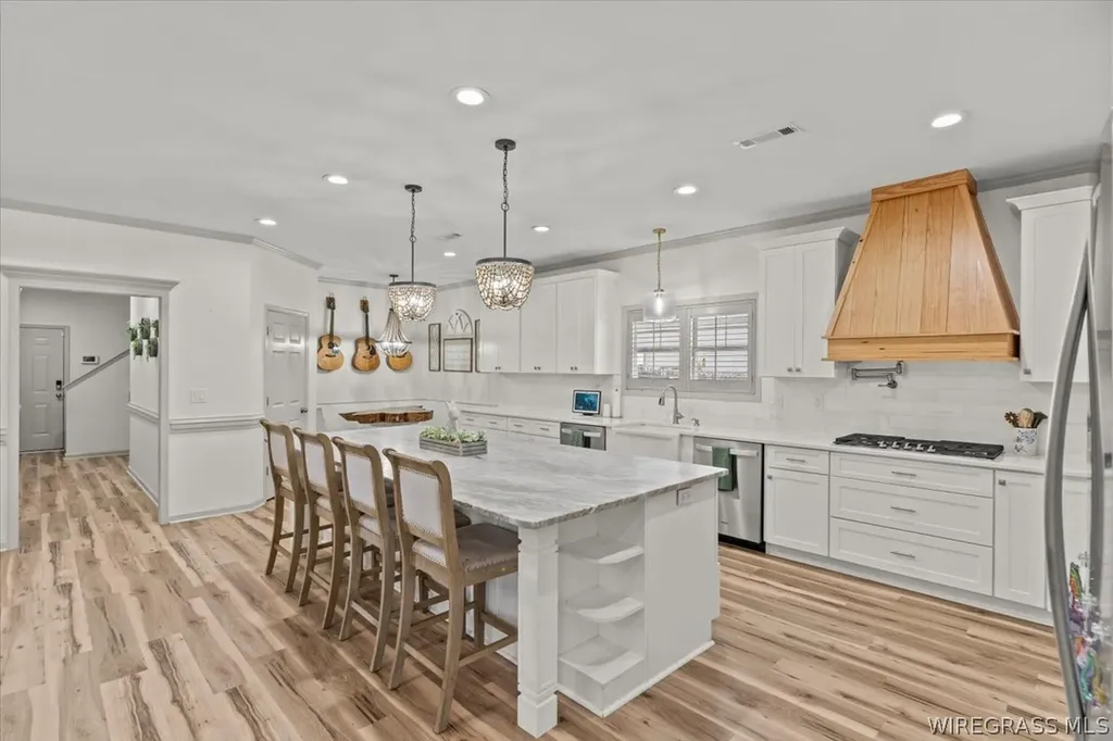 200 Central Park Circle Enterprise AL 36330
