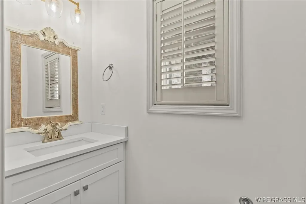 200 Central Park Circle Enterprise AL 36330