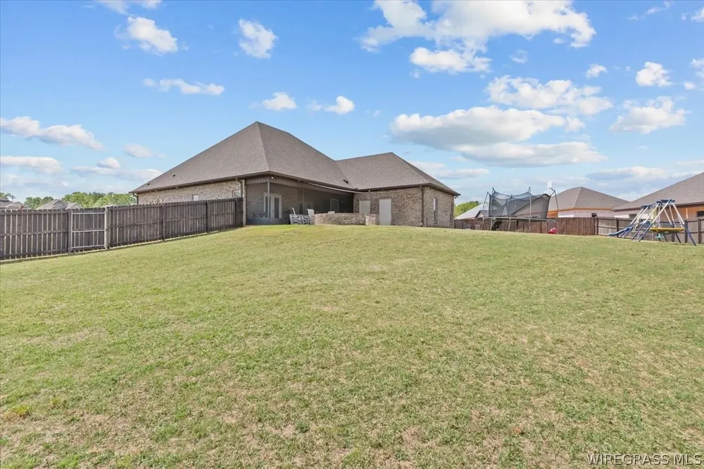 200 Central Park Circle Enterprise AL 36330